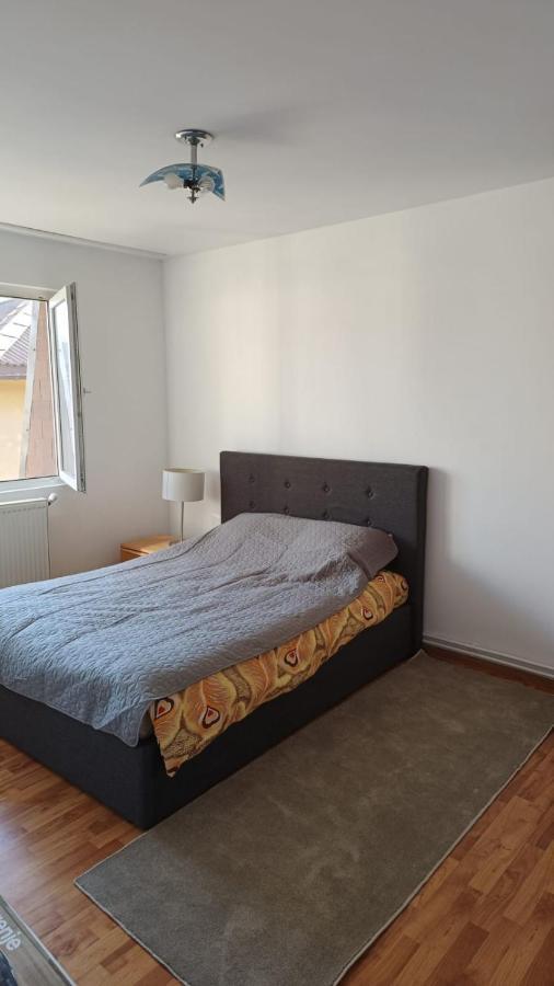 Apartament Marly Cathedral Hura-Humora Exteriér fotografie